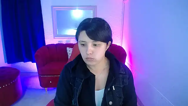 nathaly low1 online show from 8, 6, 2026
