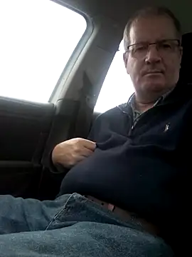 stiffandlubedxh online show from 6, 12, 2024