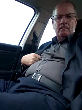 stiffandlubedxh online show from 6, 1, 2025