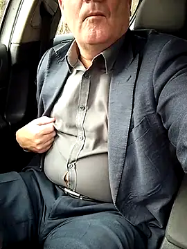 stiffandlubedxh online show from 1, 10, 2025