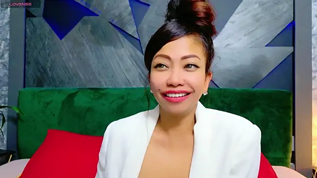 ElyaQuinn online show from 30, 12, 2024