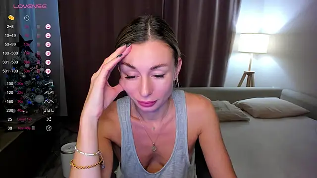 DannaEvan online show from 5, 1, 2025