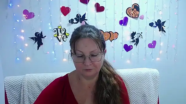 VanessaHotts online show from 30, 1, 2025