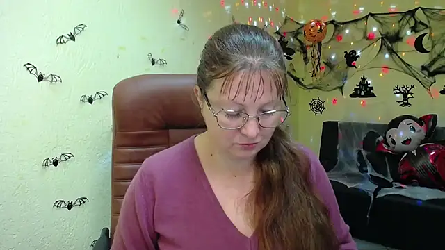 VanessaHotts online show from 31, 10, 2025