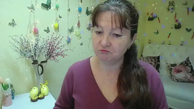 VanessaHotts online show from 4, 4, 2026