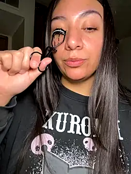 BustiBunny69 online show from 18, 11, 2025