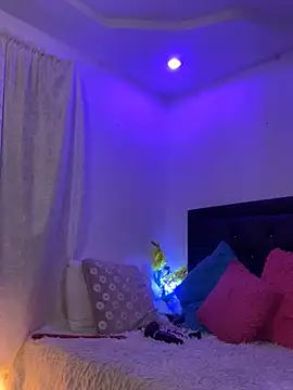 lonely shewolf online show from 1, 3, 2025