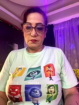 lonely shewolf online show from 25, 9, 2025