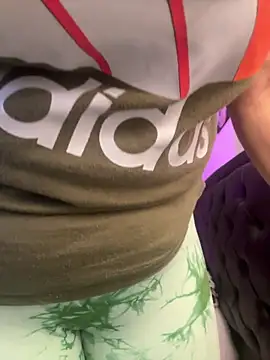 lonely shewolf online show from 8, 4, 2026