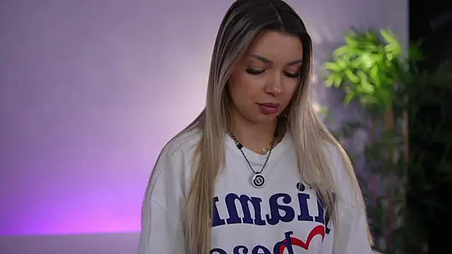 ArtTeasee online show from 1, 4, 2026