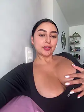 Kattycollinss1 online show from 13, 3, 2026