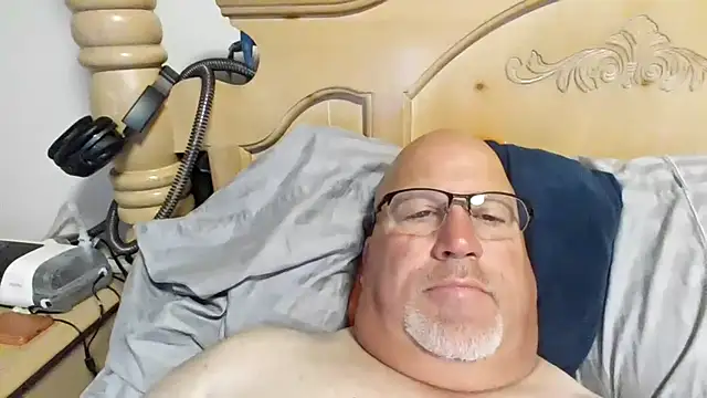 Bigbear0563 online show from 17, 6, 2026