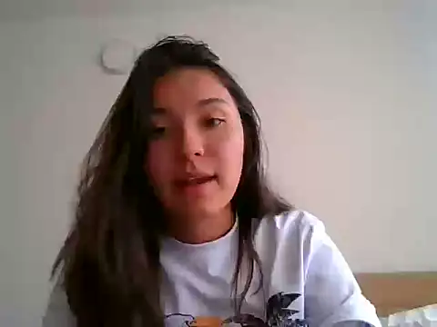 Snapshot of _andygirl chatting on 5, 10, 2025 andygirl online show from 5, 10, 2025