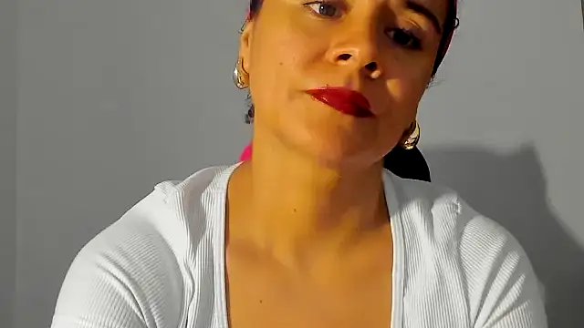 Sami Hotie1 online show from 2, 10, 2025