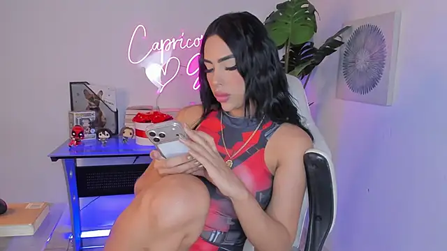 Korina Saenz01 online show from 11, 1, 2026