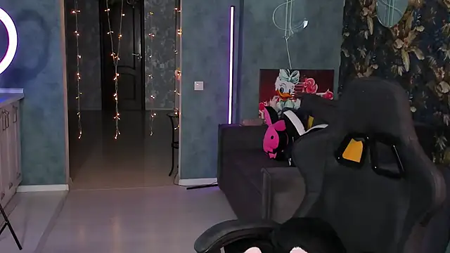 Snapshot of Blckmirrorr chatting on 19, 9, 2025 Blckmirrorr online show from 19, 9, 2025