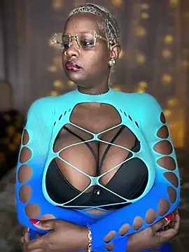 Snapshot of Sexy_panda69 chatting on 17, 7, 2026 Sexy panda69 online show from 17, 7, 2026