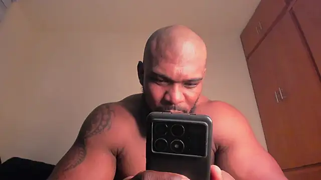 Tyler Waka01 online show from 4, 8, 2026