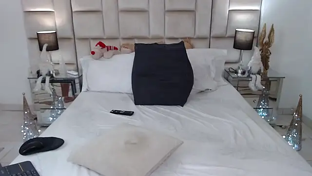 Snapshot of JesicaTaylorxx chatting on 12, 12, 2024 JesicaTaylorxx online show from 12, 12, 2024