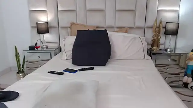 Snapshot of JesicaTaylorxx chatting on 11, 3, 2025 JesicaTaylorxx online show from 11, 3, 2025