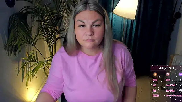 ZenaPallmer online show from 28, 9, 2025