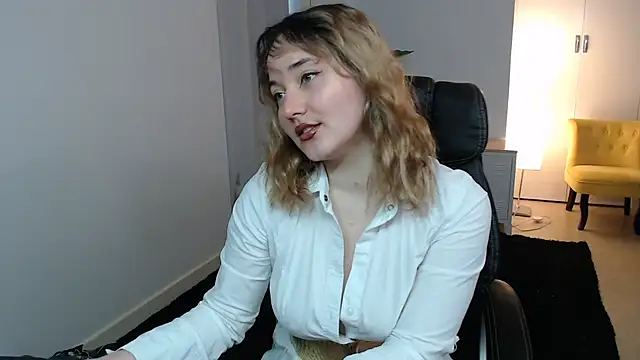 Crystal-dreamt online show from 17, 2, 2026