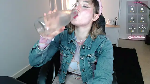 Crystal-dreamt online show from 20, 4, 2026