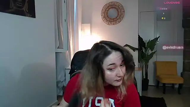 Crystal-dreamt online show from 4, 7, 2026