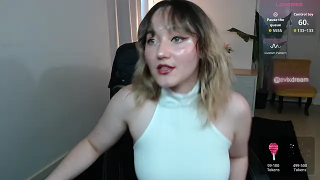 Crystal-dreamt online show from 11, 7, 2026