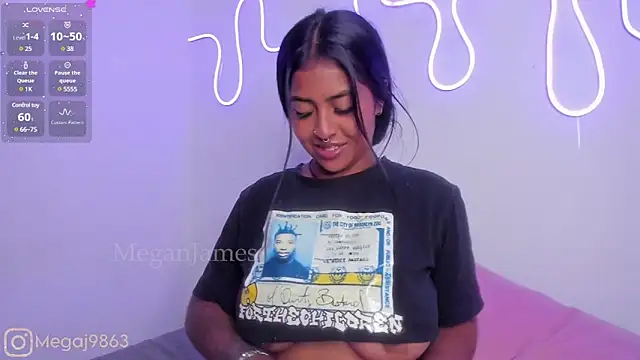 meganjames1 online show from 23, 1, 2025