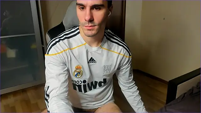 Snapshot of sam_huston chatting on 4, 11, 2025 sam huston online show from 4, 11, 2025