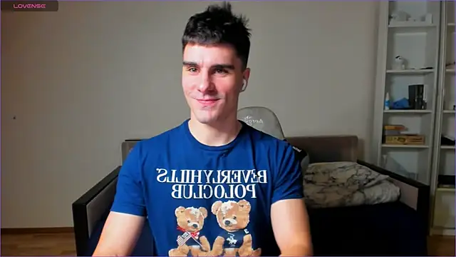 Snapshot of sam_huston chatting on 25, 11, 2025 sam huston online show from 25, 11, 2025