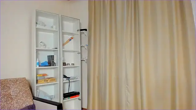 Snapshot of sam_huston chatting on 13, 12, 2025 sam huston online show from 13, 12, 2025