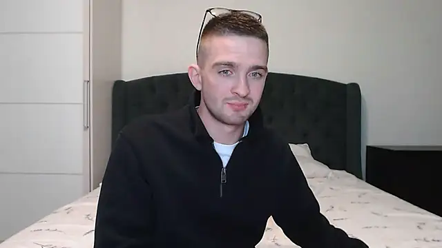 Marselle Laker online show from 8, 3, 2025