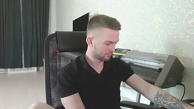 Marselle Laker online show from 12, 11, 2025