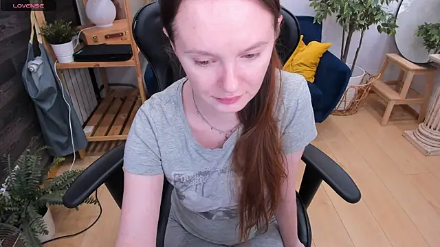 JannaVerdi  online show from 10, 3, 2025