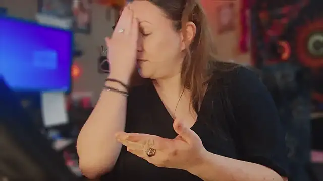 spunlikecottoncandy online show from 7, 1, 2025