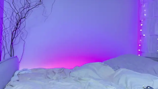 lina stones online show from 25, 4, 2026