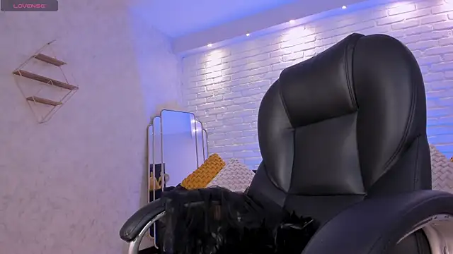 BiancaPierce online show from 31, 10, 2025