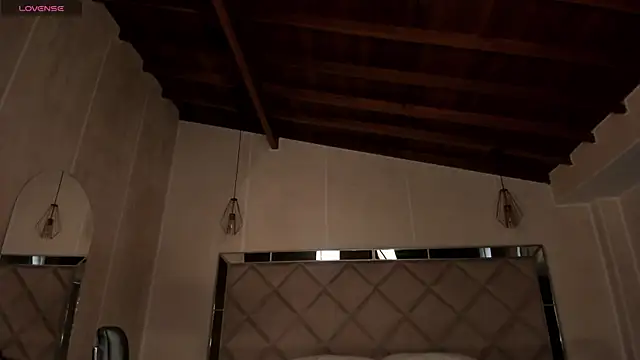 SophiePalmer online show from 12, 3, 2026