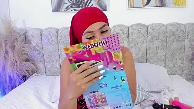 Snapshot of abby_gibson chatting on 19, 9, 2025 abby gibson online show from 19, 9, 2025