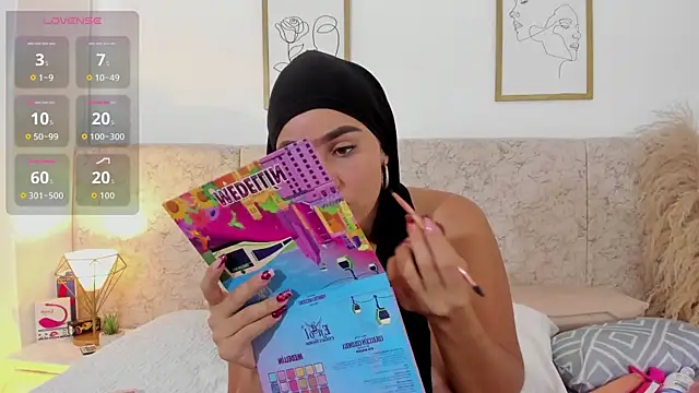 Snapshot of abby_gibson chatting on 25, 10, 2025 abby gibson online show from 25, 10, 2025