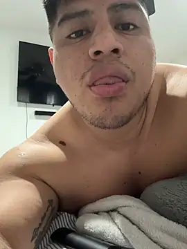 Snapshot of mike_fattdick chatting on 14, 1, 2025 mike fattdick online show from 14, 1, 2025