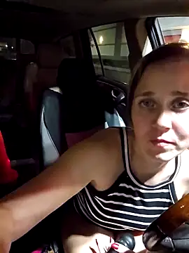 SkyelarSommer online show from 6, 1, 2025