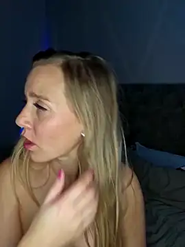 SkyelarSommer online show from 28, 1, 2025