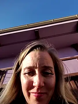 SkyelarSommer online show from 20, 2, 2025