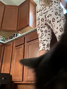 SkyelarSommer online show from 21, 10, 2025