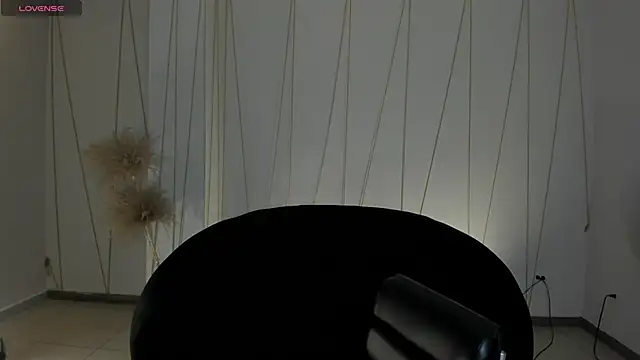 Snapshot of SunnyRivers chatting on 20, 11, 2025 SunnyRivers online show from 20, 11, 2025