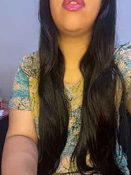 Mayacrayzi online show from 25, 9, 2025