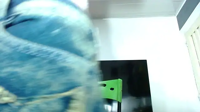 Tamarahryan online show from 14, 11, 2025